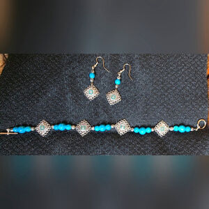 Blue Beaded Jewelry Set